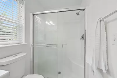 228 Talent Avenue #4, Talent, OR 97540 - Photo 21