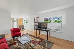 228 Talent Ave, Talent, OR 97540 - Photo 7
