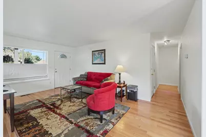 228 Talent Avenue #4, Talent, OR 97540 - Photo 13