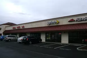 1325 Center Dr, Medford, OR 97501 - Photo 1