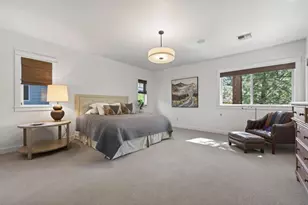 19017 NW Mount Shasta Dr, Bend, OR 97703 - Photo 29