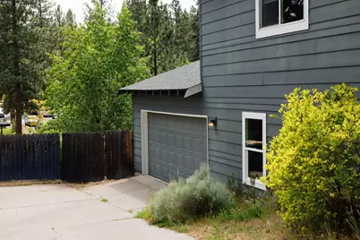 2533 NW Monterey Pines Drive, Bend, OR 97703 - Photo 17