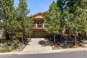2106 NW Black Pnes Pl, Bend, OR 97703 - Photo 3