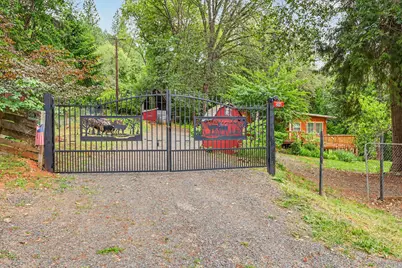 206 Lower Wolf Creek Road, Wolf Creek, OR 97497 - Photo 11