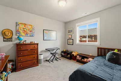 63247 NW Rossby Street, Bend, OR 97703 - Photo 17