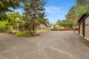 21125 Bear Creek Rd, Bend, OR 97701 - Photo 51