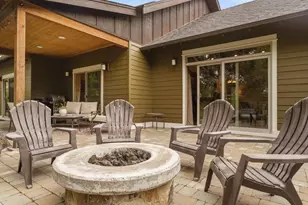 21125 Bear Creek Rd, Bend, OR 97701 - Photo 25