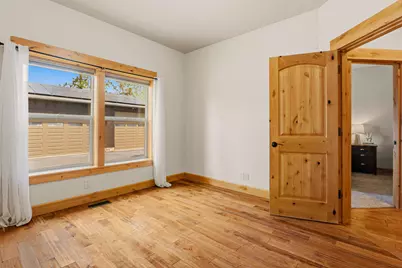 21125 Bear Creek Road, Bend, OR 97701 - Photo 41