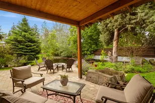 21125 Bear Creek Rd, Bend, OR 97701 - Photo 65