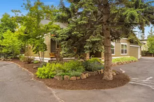 21125 Bear Creek Rd, Bend, OR 97701 - Photo 57