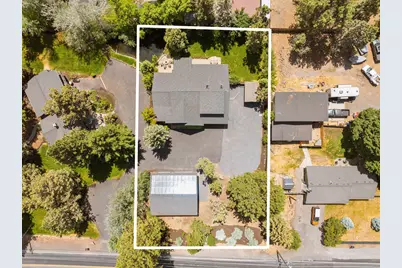 21125 Bear Creek Road, Bend, OR 97701 - Photo 69
