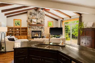 21125 Bear Creek Rd, Bend, OR 97701 - Photo 5