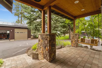 21125 Bear Creek Road, Bend, OR 97701 - Photo 27