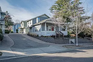 472 Scenic Dr, Ashland, OR 97520 - Photo 3