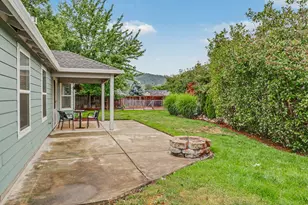 545 Diego Ct, Central Point, OR 97502 - Photo 7