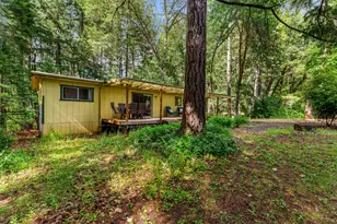 350 Bonnie Ln, Grants Pass, OR 97527 - Photo 17
