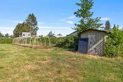 1564 Carnahan Drive, Grants Pass, OR 97527 - Photo 31