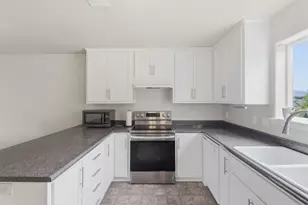 3412 Sonny Ln, White City, OR 97503 - Photo 15
