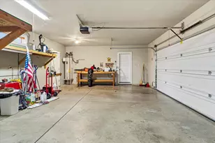 623 N Freemont St, Sisters, OR 97759 - Photo 33