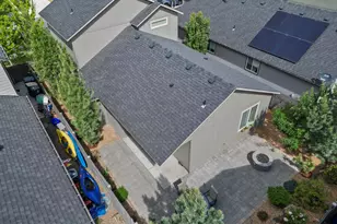 61764 SE Camellia St, Bend, OR 97702 - Photo 37