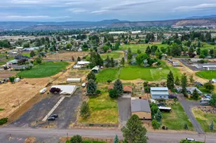 566 NW Mc Donald Rd, Prineville, OR 97754 - Photo 35