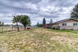 566 NW Mc Donald Rd, Prineville, OR 97754 - Photo 29