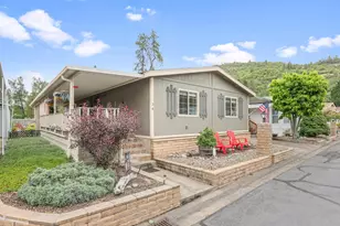 20055 Hwy 62, Shady Cove, OR 97539 - Photo 1