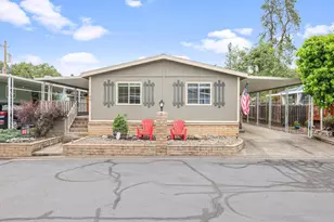 20055 Hwy 62, Shady Cove, OR 97539 - Photo 3