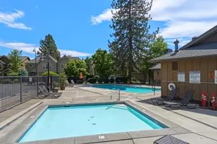 61302 Huckleberry Pl, Bend, OR 97702 - Photo 43