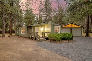 60924 Targee Dr, Bend, OR 97702 - Photo 3