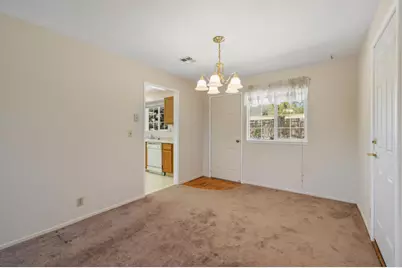 10405 Preddy Avenue, Klamath Falls, OR 97603 - Photo 11