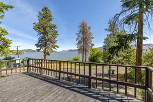 1885 Lakeshore Dr, Klamath Falls, OR 97601 - Photo 9