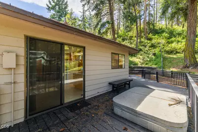 1885 Lakeshore Drive, Klamath Falls, OR 97601 - Photo 43