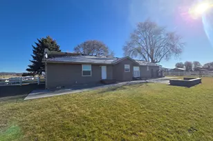 6631 NW Puckett Rd, Prineville, OR 97754 - Photo 3