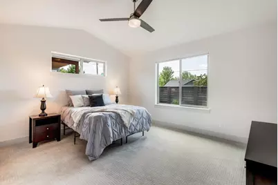 63173 Iner Loop, Bend, OR 97701 - Photo 11