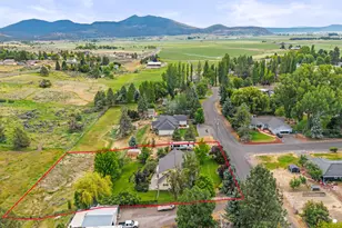 3619 Plum Bush, Klamath Falls, OR 97603 - Photo 7