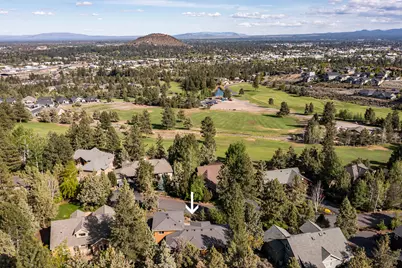 2863 NW Fairway Heights Drive, Bend, OR 97703 - Photo 43