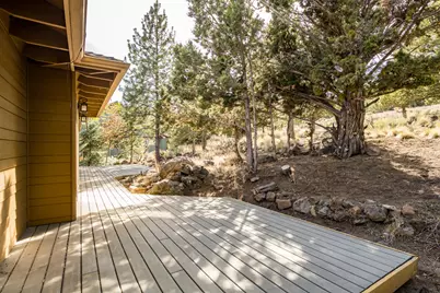 2863 NW Fairway Heights Drive, Bend, OR 97703 - Photo 33