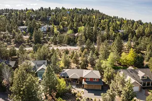 2863 NW Fairway Heights Dr, Bend, OR 97703 - Photo 45