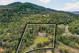 483 Wren Ridge Dr, Eagle Point, OR 97524 - Photo 31