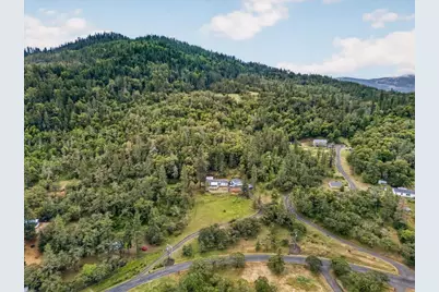 483 Wren Ridge Drive, Eagle Point, OR 97524 - Photo 27