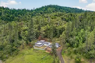 483 Wren Ridge Dr, Eagle Point, OR 97524 - Photo 23