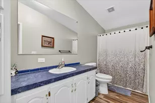 483 Wren Ridge Dr, Eagle Point, OR 97524 - Photo 17