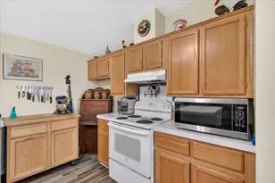 483 Wren Ridge Dr, Eagle Point, OR 97524 - Photo 7