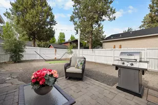 20612 Daisy Ln, Bend, OR 97702 - Photo 11