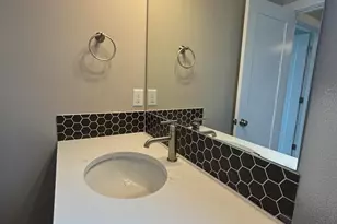 3910 SW 39th St, Redmond, OR 97756 - Photo 21