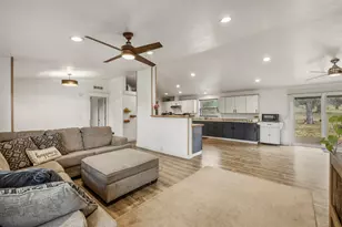 13086 Antler Dr, Klamath Falls, OR 97603 - Photo 9