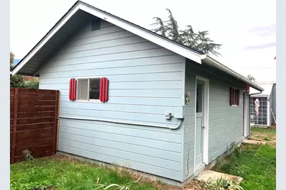 8720 Highway 238, Jacksonville, OR 97530 - Photo 29