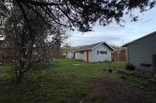 8720 Hwy 238, Jacksonville, OR 97530 - Photo 25