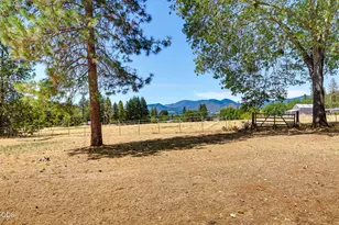 758 Summit Loop, Grants Pass, OR 97527 - Photo 43